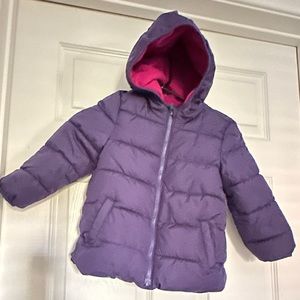 Puffer jacket with fleece lining